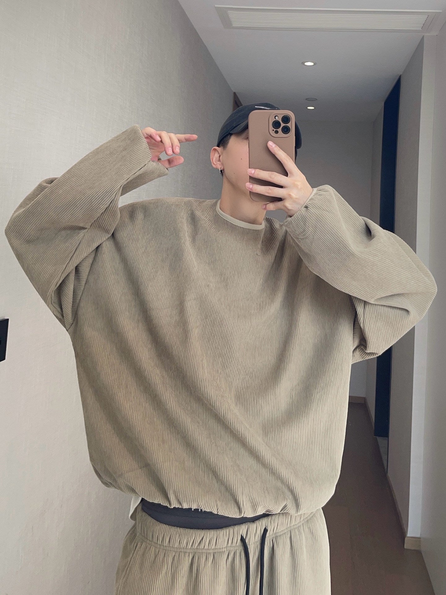 Retro Bean-Red Green Lazy Corduroy Long-Sleeve Top